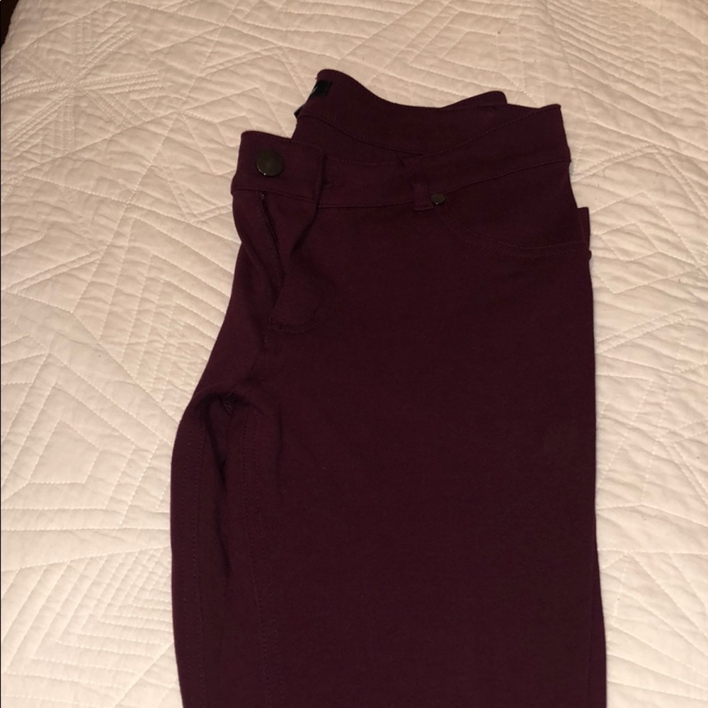 Burgundy pant/ leggings